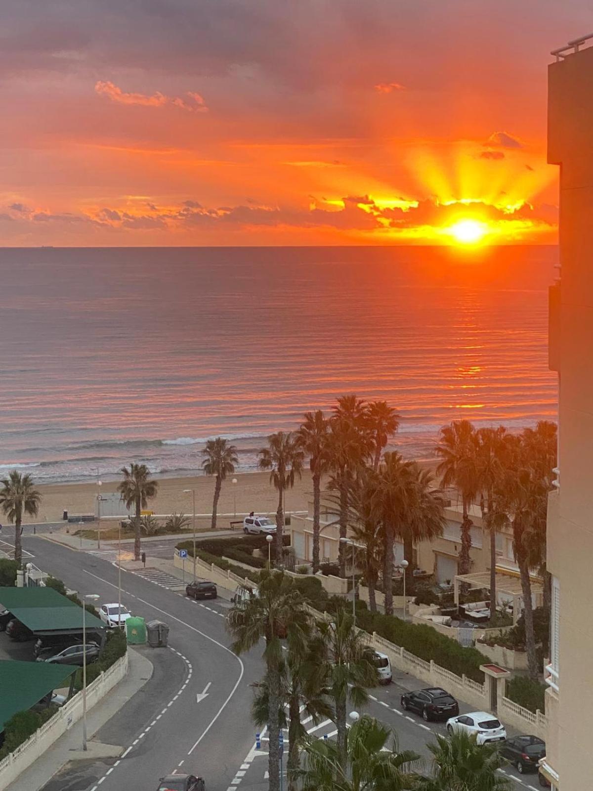 엘 알테트 Urbanova Playa 아파트 외부 사진